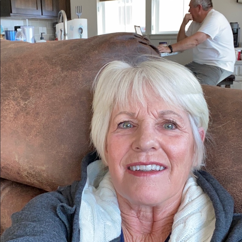 Meet your Posher, Jeannie
